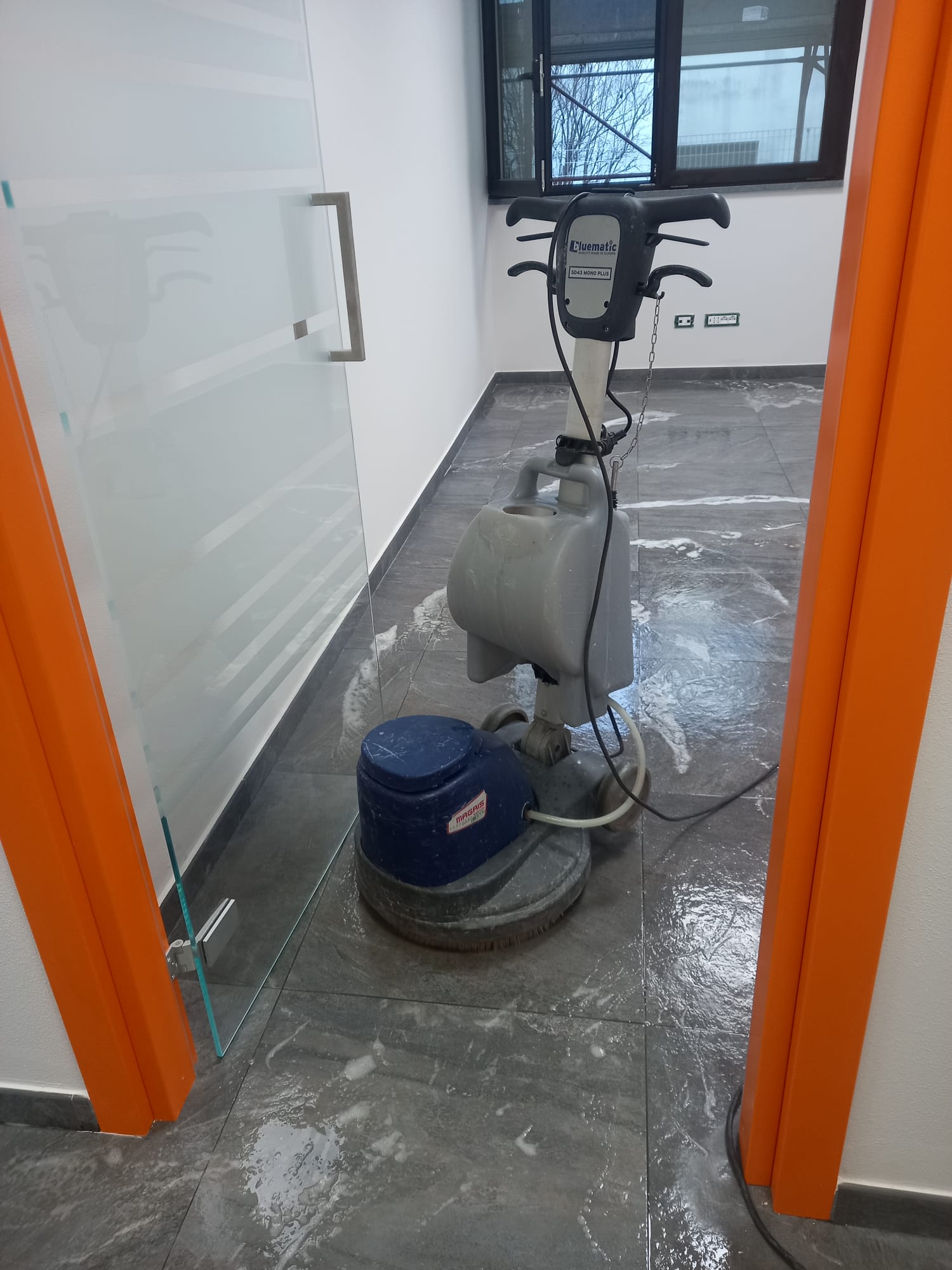 WhatsApp Image 2025-04-29 at 18.28.08